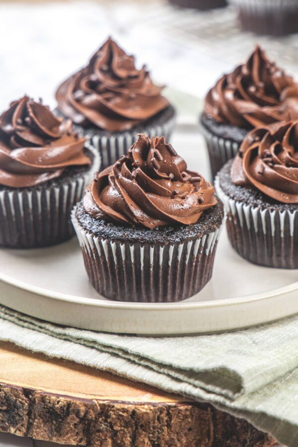 eggless-chocolate-cupcakes-2 Chocolate Cupcakes